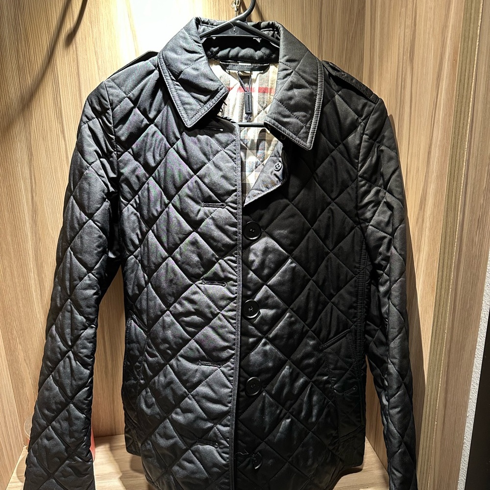 ❌SOLD❌Black Burberry Quilted Jacket